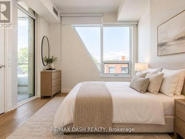 Condo for sale in Woburn, Ontario
