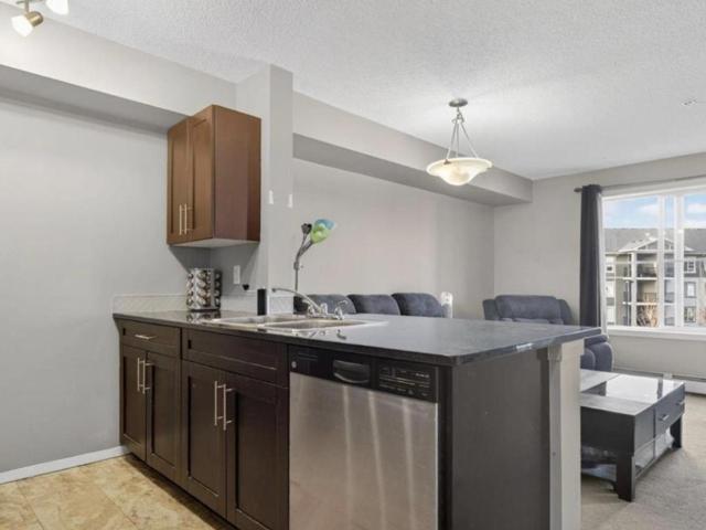 Apartment for sale in Wedgewood, Alberta