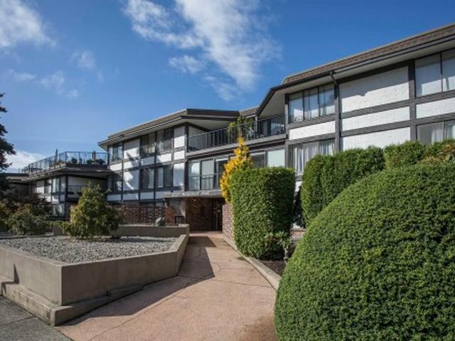 Property for sale in Uptown, White Rock