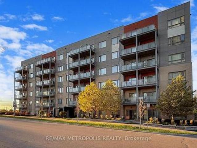 Condo for sale in Scarborough North, Toronto