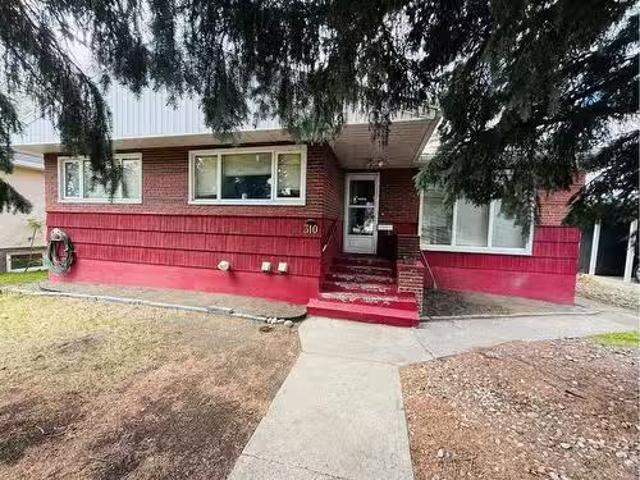 House for sale in Lethbridge, Alberta