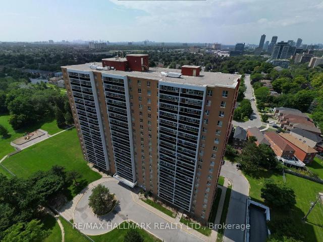 Condo for sale in Woburn, Ontario