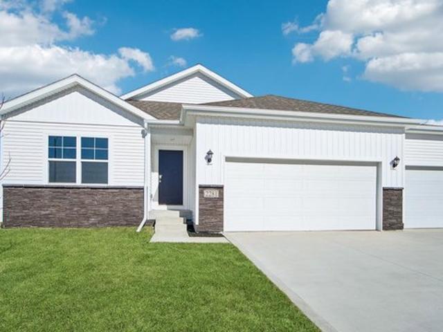 House for sale in Altoona, Iowa