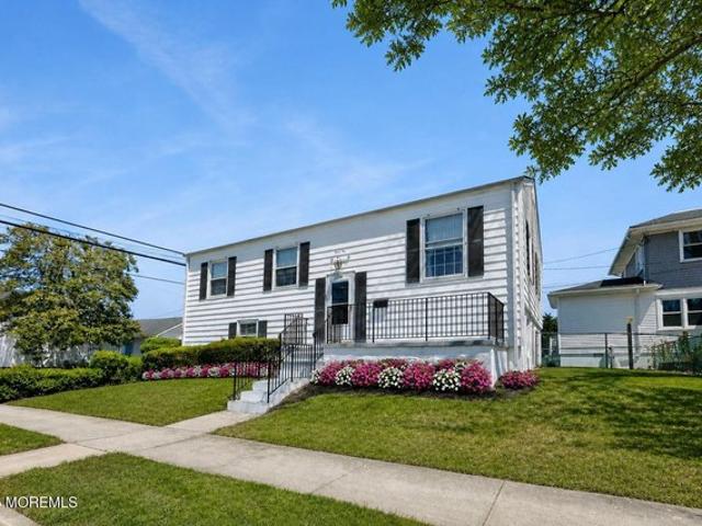 House for sale in Monmouth, New Jersey