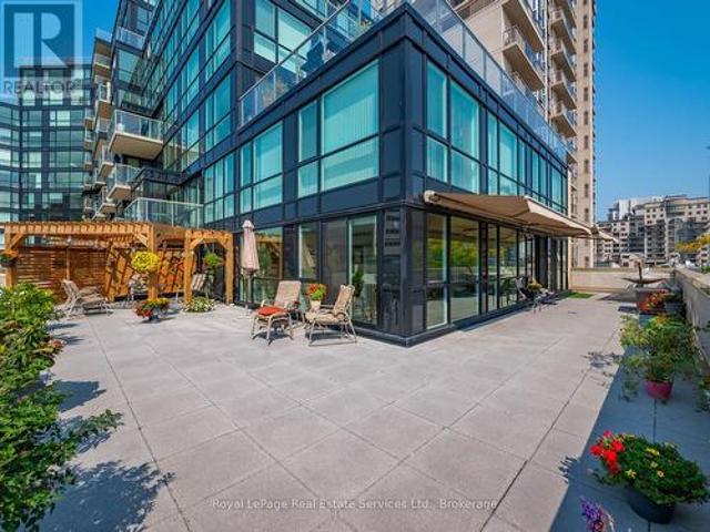Condo for sale in Burlington, Ontario