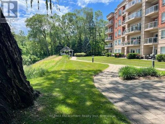 Condo for sale in Burlington, Ontario