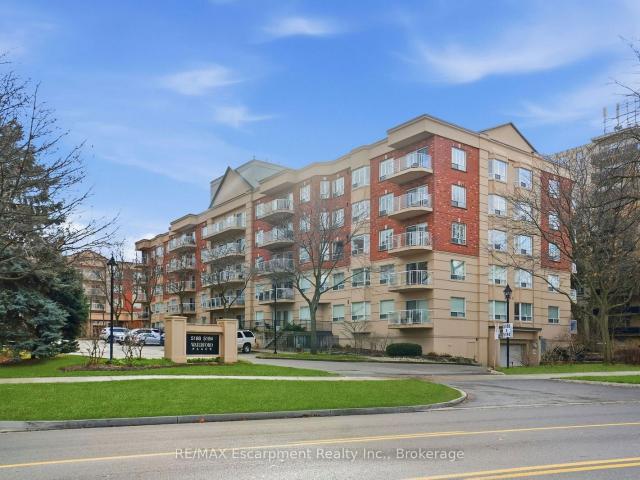 Condo for sale in Toronto, Golden Horseshoe