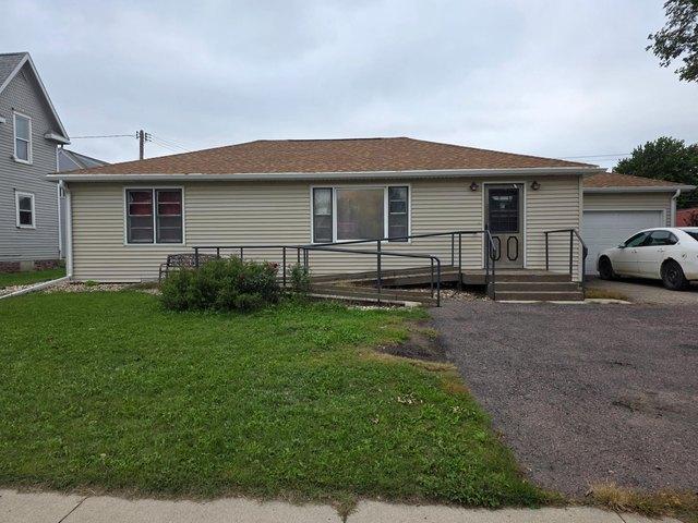 House for sale in Pipestone, Pipestone County