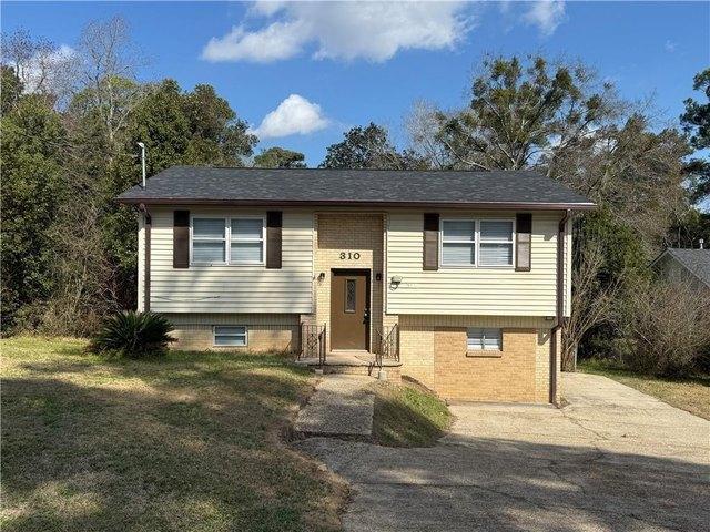 House for sale in Chickasaw, Alabama