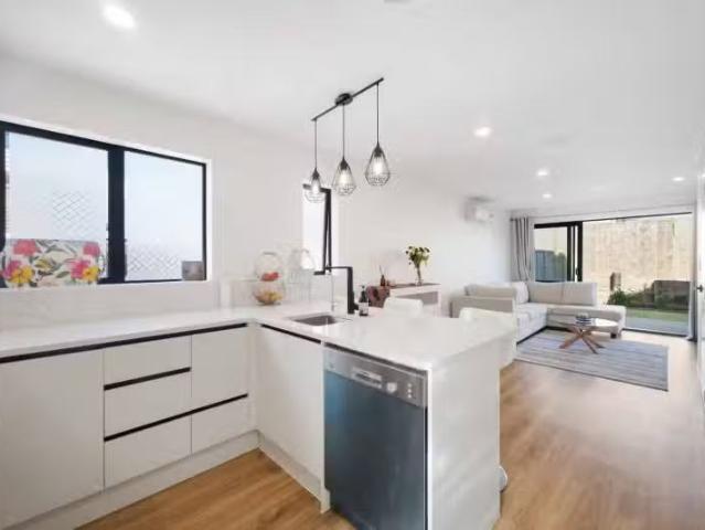 Apartment for sale in Howick