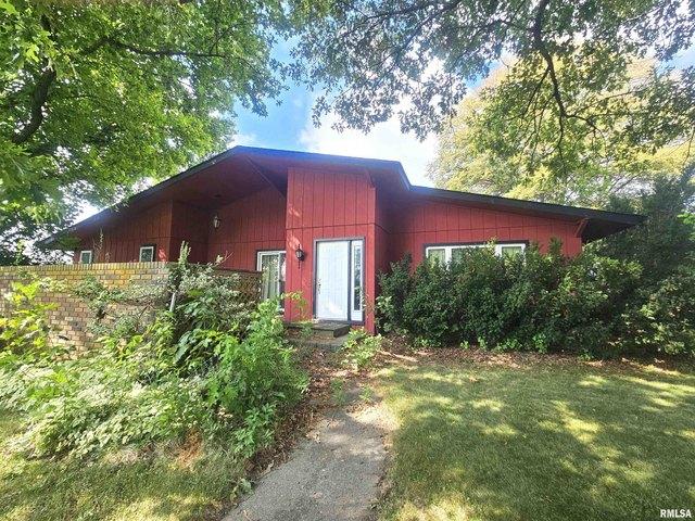 House for sale in Logan, Illinois