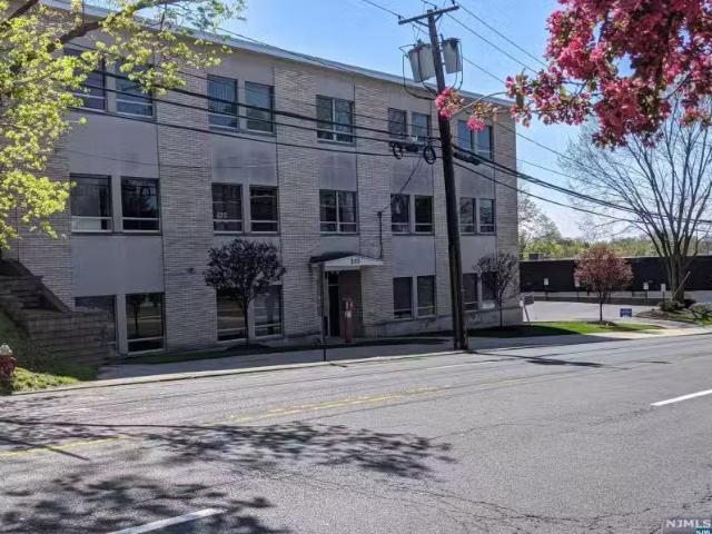 House for rent in Teaneck
