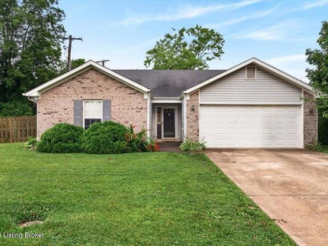House for sale in La Grange, Kentucky