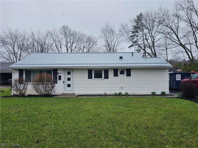 House for sale in Chardon, Ohio