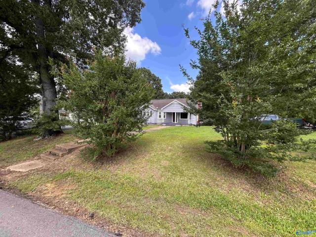 House for sale in Boaz, Alabama