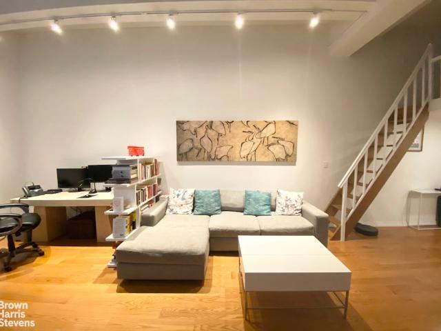Apartment for sale in Arverne, New York