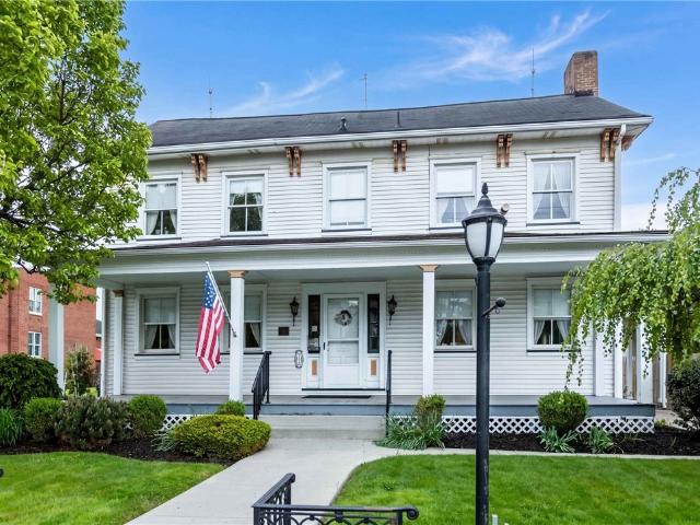 House for sale in Zelienople, Pennsylvania