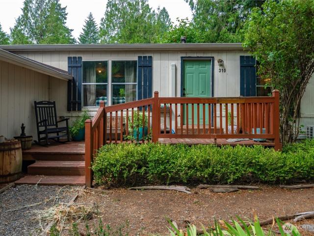 House for sale in Shelton, Washington