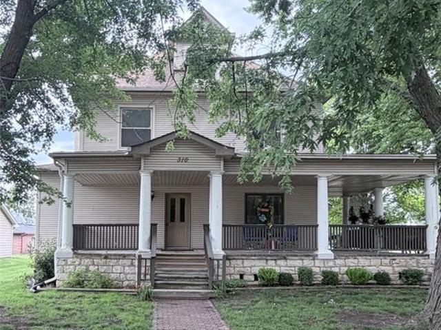 House for sale in Indianola, Iowa