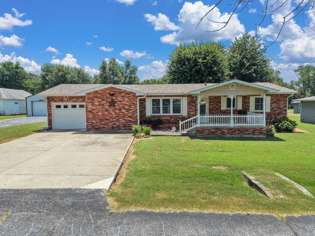 House for sale in Barry, Missouri