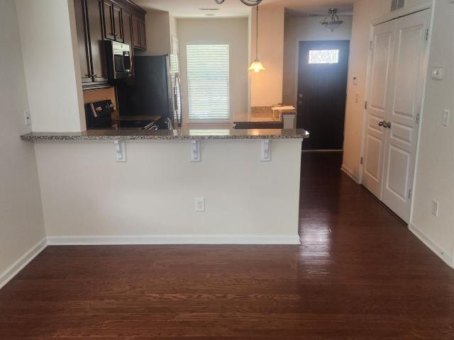 Townhouse for sale in Elliot's Pond, Hillsborough