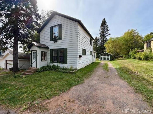House for sale in Winthrop Junction, Ishpeming