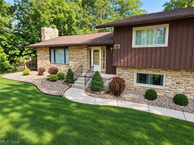 House for sale in Summit, Ohio
