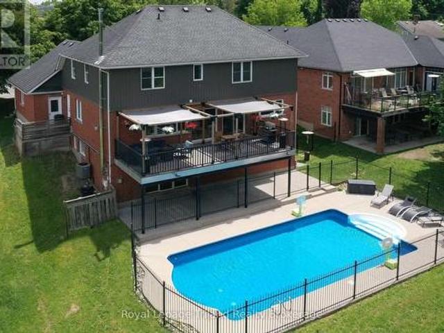 House for sale in Woodstock, Ontario
