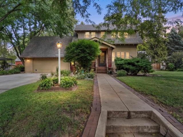 House for sale in Vermillion, South Dakota