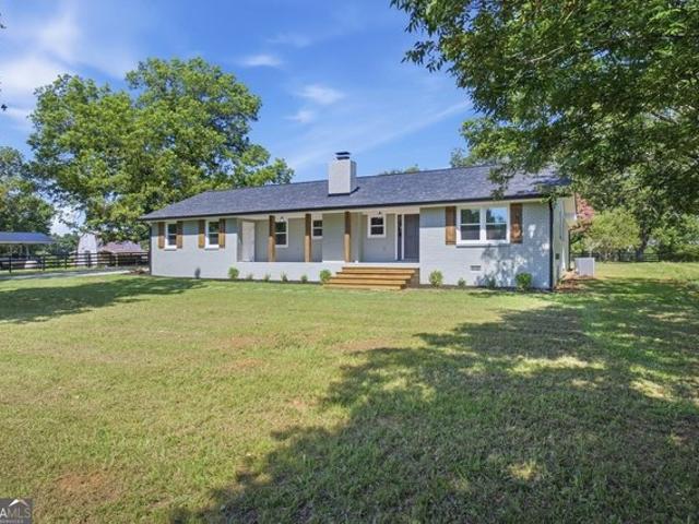 House for sale in Mansfield, Georgia