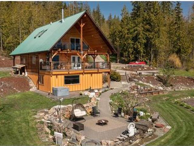 House for sale in Grindrod, British Columbia
