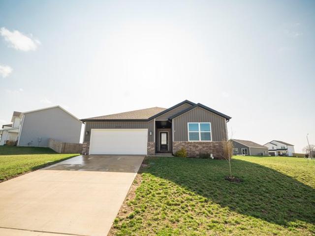 House for sale in Nixa, Missouri