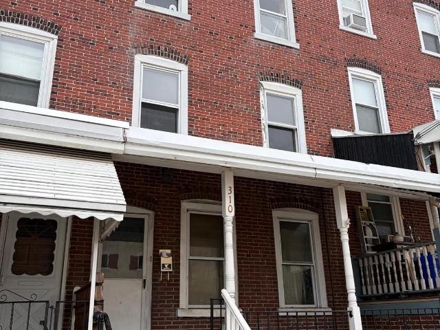 Townhouse for sale in Bridgeport, Pennsylvania