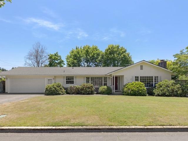 House for sale in Oregonia