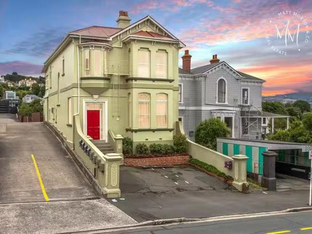 House for sale in Otakou