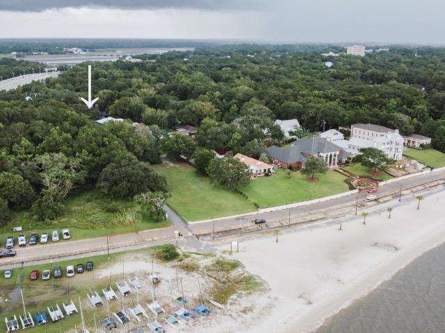 House for sale in Ocean Springs, Mississippi
