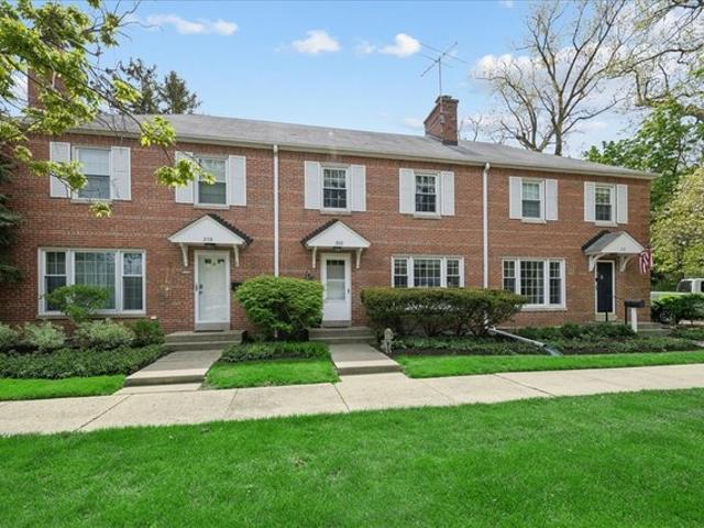 Townhouse for sale in Glencoe, Illinois