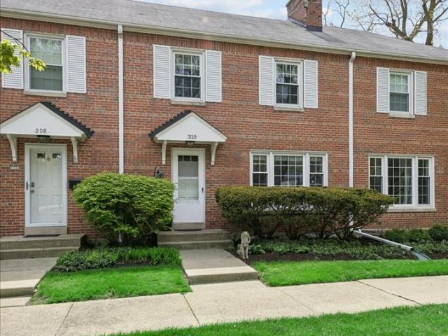Property for rent in Glencoe, Illinois