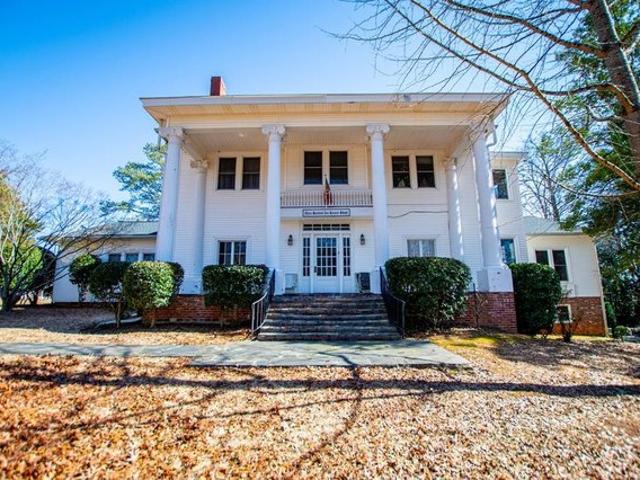 House for sale in Carrollton, Georgia