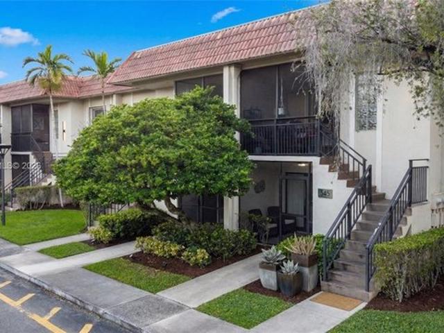 Condo for sale in Weston, Florida