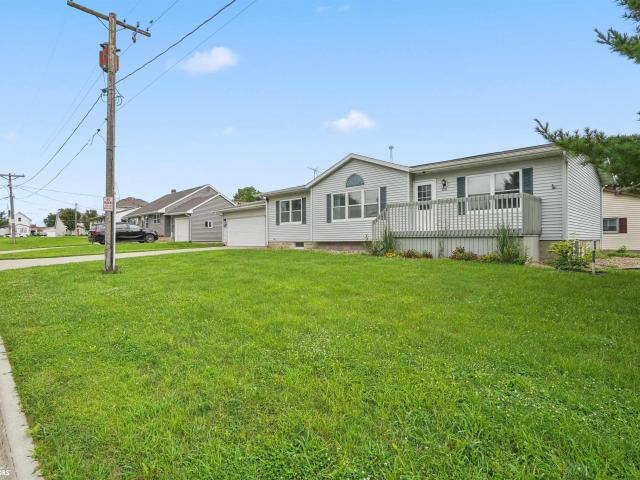 House for sale in Dysart, Iowa