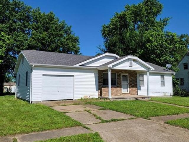 House for sale in Belle, Missouri