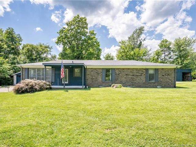 House for sale in New Albany, Indiana