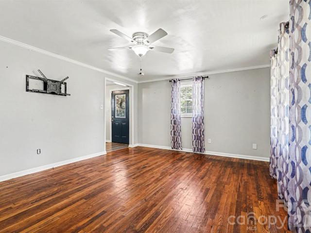 House for sale in Hildebran, Burke County
