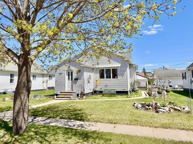 House for sale in Norway, Michigan