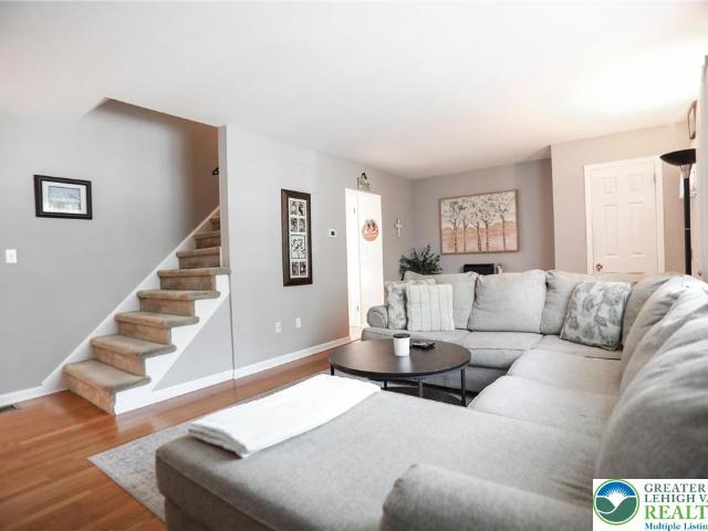 Townhouse for sale in Emmaus