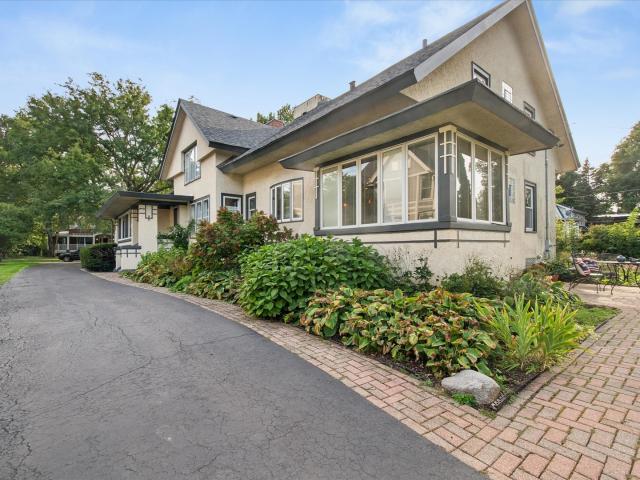 House for sale in Riverside, Cook County