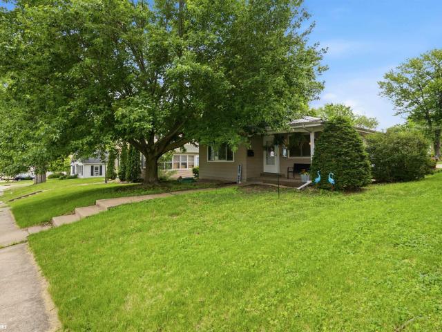 House for sale in New London, Iowa