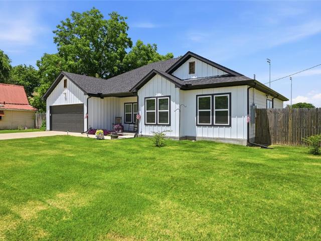 House for sale in Fannin, Texas