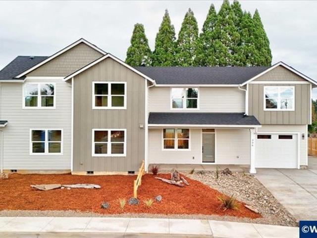 House for sale in Oregonia